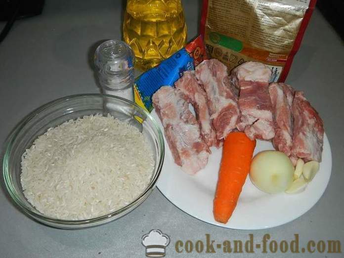 La viande de porc et riz croustillant dans multivarka - comment faire cuire le riz avec de la viande dans multivarka, étape par recette pas à pas avec des photos.