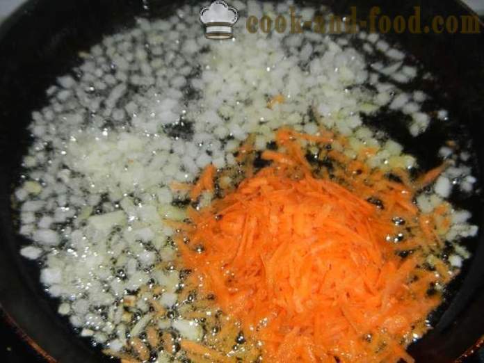 Ragoût de légumes avec des pommes de terre et le chou dans multivarka, pot ou casserole. Recette comment faire un ragoût de légumes - étape par étape avec des photos.