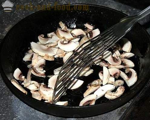 Soupe aux champignons avec des champignons et des pommes de terre - délicieux, rapide et satisfaisante. Recette avec des photos.