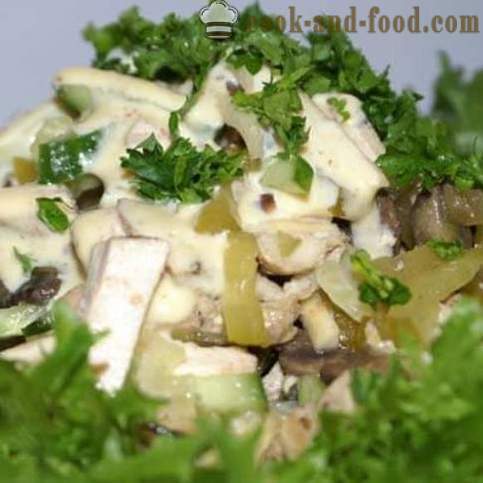 Collection de recettes de salade au poulet et champignons