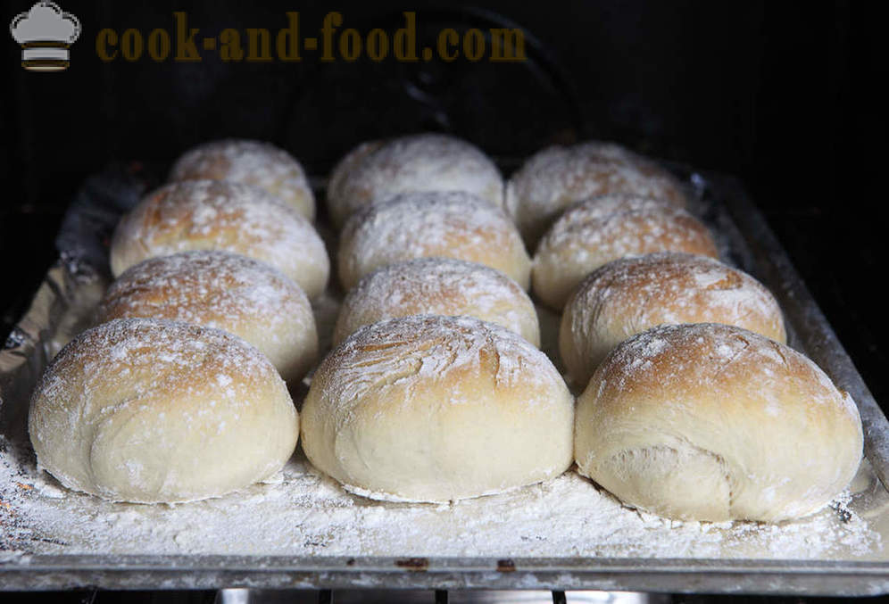 Comment faire cuire un petit pain doux - recettes vidéo à la maison