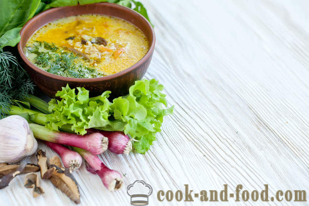 Préparation de plats insolites: soupe aux pois et champignons - Recettes vidéo à la maison